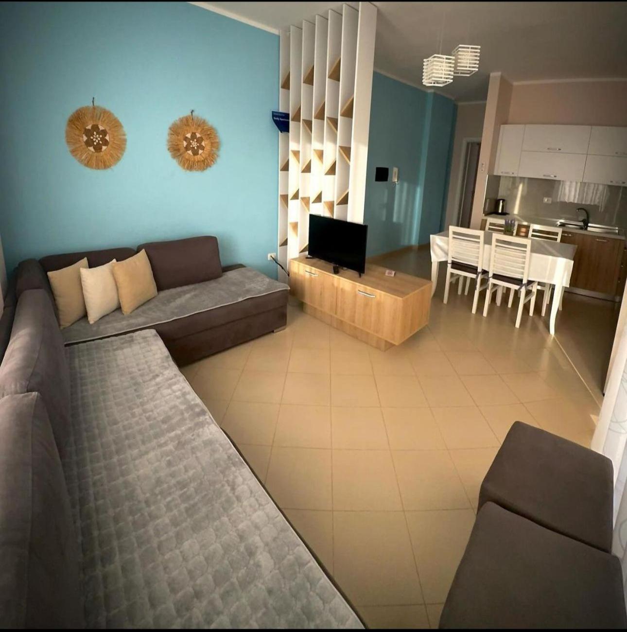 Endy Apartaments Orikum Exterior photo